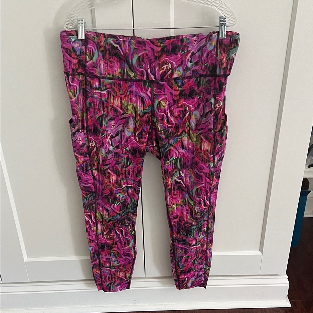 Lululemon printed pocket leggings
